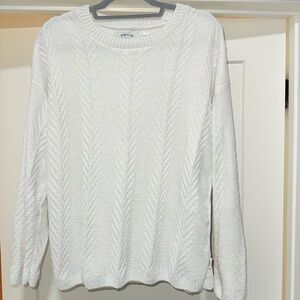 Large Orvis White Light Weight Sweater
